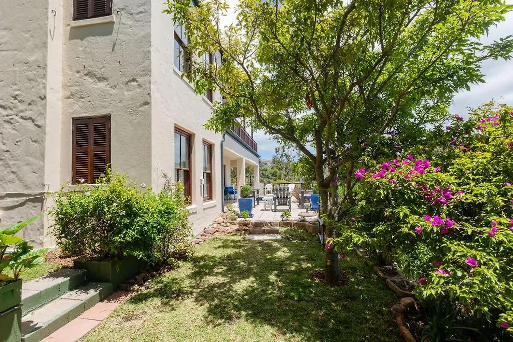 別荘 Seia Dream Offers Stunning Ocean Views, Sunny Living Spaces, Plunge Pool And Terraces Perfect For Relaxing, Walk To Simons Town, Seaforth Beach, Boulders Beach Penguins, High Speed Internet, Smart Tv And Back Up Solar, Ideal For Families Or Remote Wo ケープタウン 南アフリカ