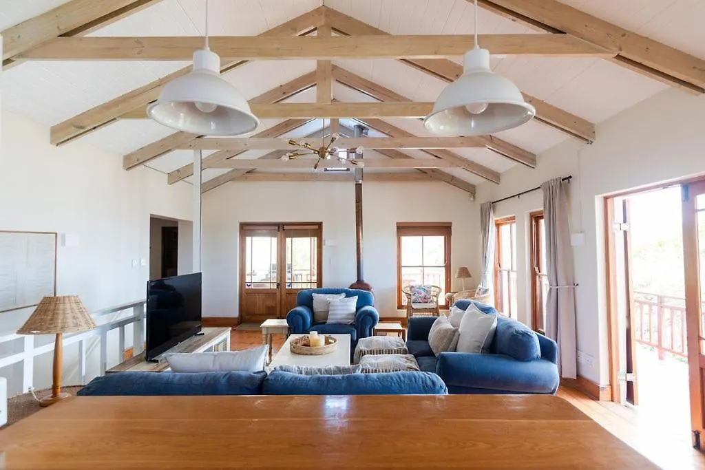 別荘 Seia Dream Offers Stunning Ocean Views, Sunny Living Spaces, Plunge Pool And Terraces Perfect For Relaxing, Walk To Simons Town, Seaforth Beach, Boulders Beach Penguins, High Speed Internet, Smart Tv And Back Up Solar, Ideal For Families Or Remote Wo ケープタウン 南アフリカ