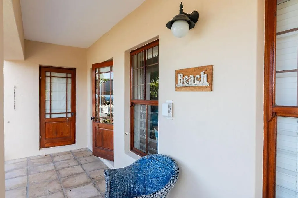 Seia Dream Offers Stunning Ocean Views, Sunny Living Spaces, Plunge Pool And Terraces Perfect For Relaxing, Walk To Simons Town, Seaforth Beach, Boulders Beach Penguins, High Speed Internet, Smart Tv And Back Up Solar, Ideal For Families Or Remote Wo ケープタウン 0*,  南アフリカ